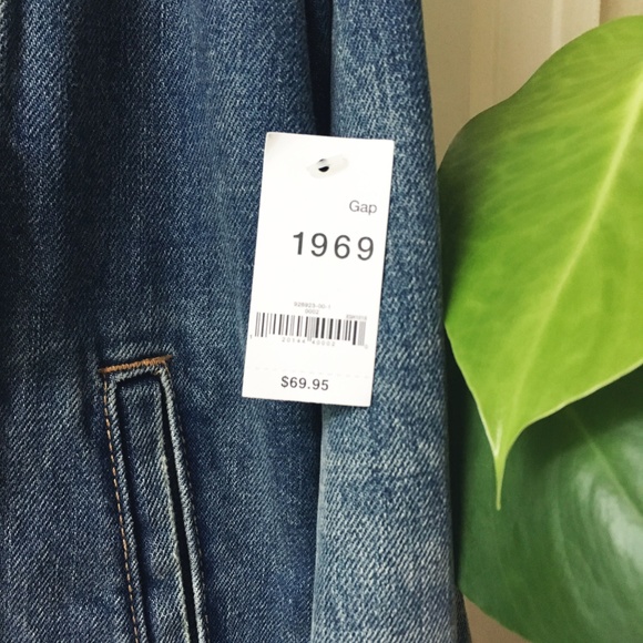 Perfect Gap Denim Jacket NWT, Vintage Jean Wash - Picture 4 of 4